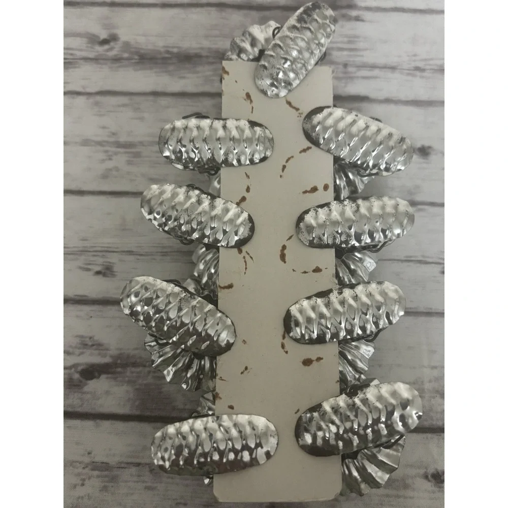 VINTAGE CHRISTMAS TREE CANDLE CLIPS / SET of 9 / SILVER CANDLE HOLDERS